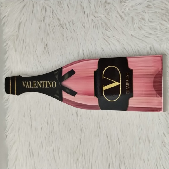 Home Designs Lux Champagne Bottle Wooden Home Decor - Picture 5 of 5